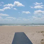 Cape Canaveral Escape With Grill Walk To Beach!