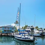 Latitude 26 Waterfront Boutique Resort - Fort Myers Beach