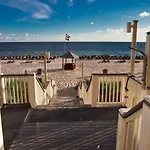 Calypso 203W Free Vip Parking Free Beach Service Gulf Front