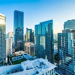 Beautiful 1 Bedroom Overlooking The Ocean And Downtown Brickell