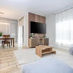 4812 Bedroom - Enchanted Lakeside Escape Luxurious Family Retreat