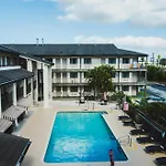 Quality Inn & Suites By The Parks