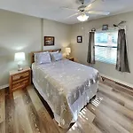 Ocean Village Club Q11