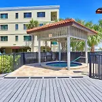 Land\'S End 1-202 Bay Front