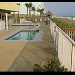 Beautiful Beachfront Views - The Retreat At Emerald Isle