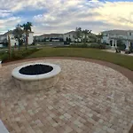 Four Bedrooms Home With Pool 3079