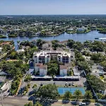 Siesta Paraiso Condo With Pool Siesta Key Bay Oaks