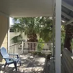 Flamingo Inn