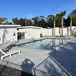New Pool 4 Bdr Screened Porch