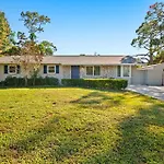 Tropical Spa Escape Pool Spa Sauna 4Bdrm 8 Min Bch
