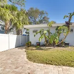 Florida Unit Steps From Indian Rocks Beach Access!