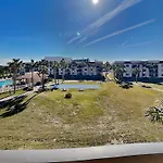 Ocean Village Club Q32