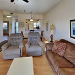 Ocean Village Club Q32