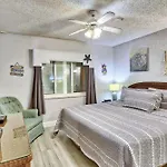 Land\'S End 11-202 Beach Front