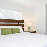 Gorgeous 5 Bd W/ Pool Close To Disney @ Champions Gate 948