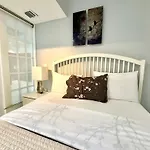 Sunny Isles Beach Spacious Apartment