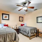 Mount Dora Townhome In Historical District!
