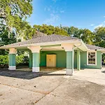 Mount Dora Townhome In Historical District!