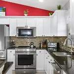 Private Family-Friendly Home With Electric-Heated Pool - Villa Blanca