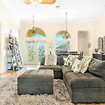 Private Electric-Heated Pool Home - Great For Families With Pets! - Villa Nina