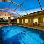 Great Outdoor Living Area! Electric-Heated Pool Home With Bikes - Perfect For Families! - Villa Julie