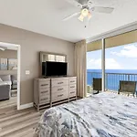 Majestic Beach Resort 1404
