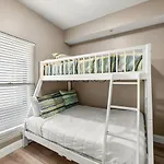 Majestic Beach Resort 1404
