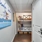 Moondrifter 804 - Sleeps 6 - 2 Bedroom 2 Ba With Bunks