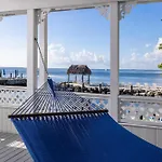 Amoray Dive Resort