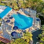 Park Shore Resort By Mike Z Rentals (Adults Only)
