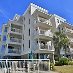 Grandview 102 - Fabulous Beach Front Ground Floor