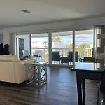 Sea Spray Inn