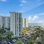 Great Apartment With Beach Access