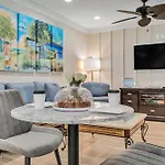 Beachside Inn