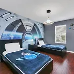 4736 Family Home Near Disney Sea World
