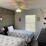 401 Pet-Friendly, Pirate\'S Cove Retreat