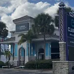 Clarion Inn & Suites Kissimmee-Lake Buena Vista South