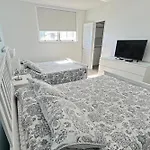 The Tides 2 Bedrooms 9Th Floor We Are On The Beach!