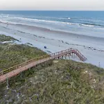 Beachers Lodge