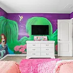 Game On! Pool, Game Room & Themes, Near Disney