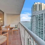 Cozy 1 Bedroom Apt In The Heart Of Brickell