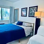 Beach Tide Motel