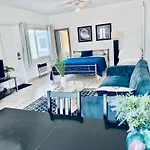 Beach Tide Motel