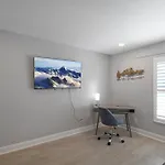 Spacious Pool Home Game Room Putting Green Close To Beach Sunstoppable