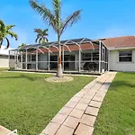 Chic & Modern Canal-Front Retreat With Private Pool - Azure Tides