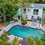 Las Olas Guest House