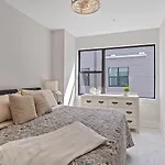 Uptown Luxury On Audubon