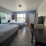 Beach House Inn