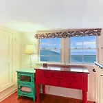Ocean Ave Seaside Cottage