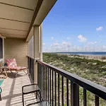 Dogfriendly Oceanfront Condo